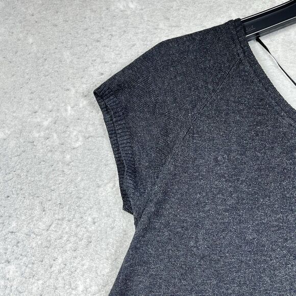 Lululemon Shirt Top Womens Size 10 Gray Flowy Short Sleeve Top Stretch - Picture 3 of 9